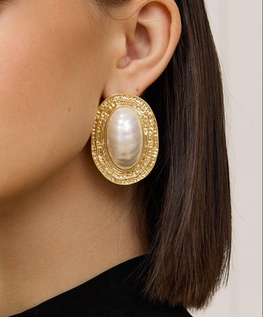 Vintage Textured Gold Oval Baroque Pearl Stud Earrings