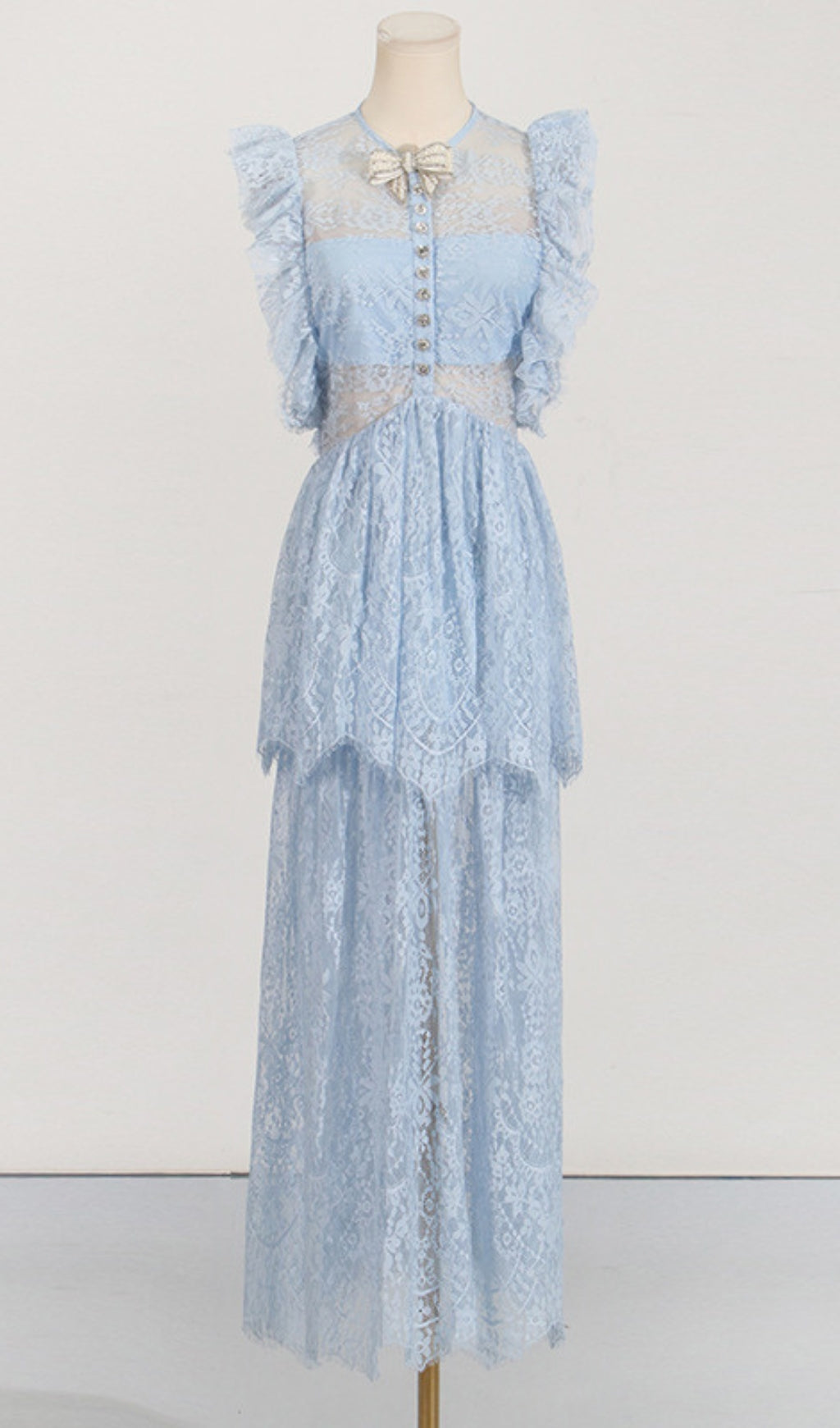 Tiered Lace Maxi Dress