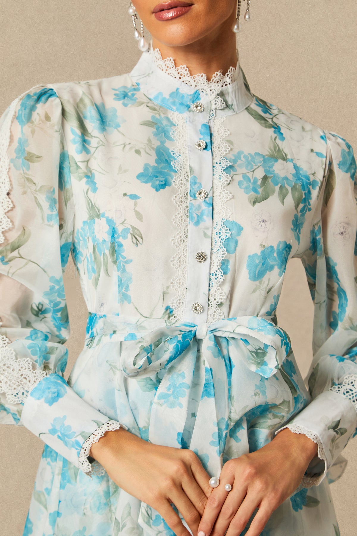nina blue Chiffon lace trim stand-collar dress with layered ruffles