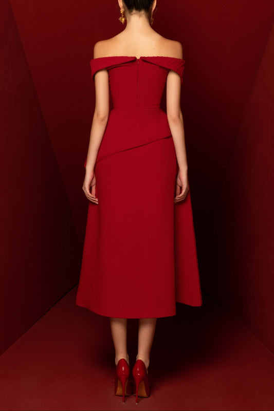 Harper Off-shoulder Set in red