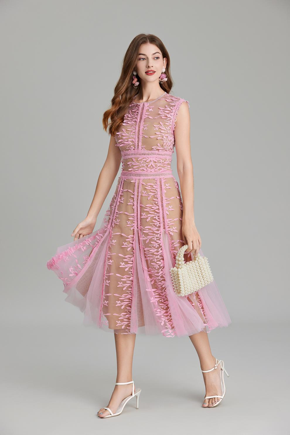 phoenix 3d Embroidered lace mesh midi dress in pink