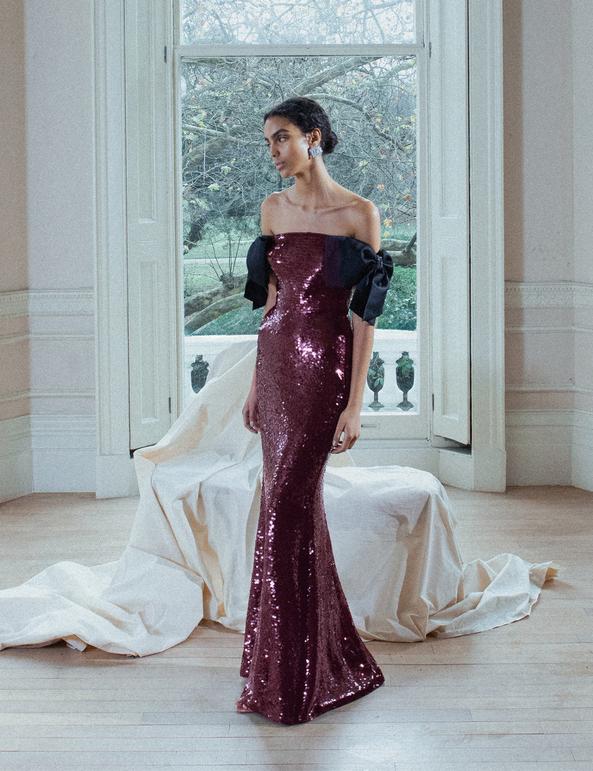 jessie Bow Detail Bardot Sequin Maxi Dress In burgundy