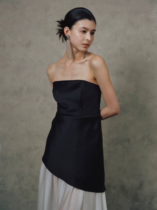 satin Spliced tulle strapless maxi dress in black and white