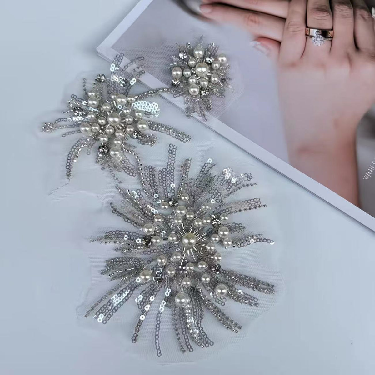 Internet celebrity fashionable handmade DIY floral sequin wedding dress collar flower bead lace embroidery decorative accessories and decals