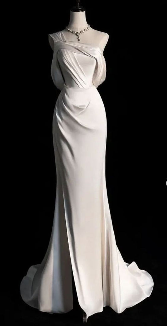 Mermaid One Shoulder White Satin Dresses