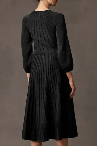 Knitted Dress in Black Metallic Midi