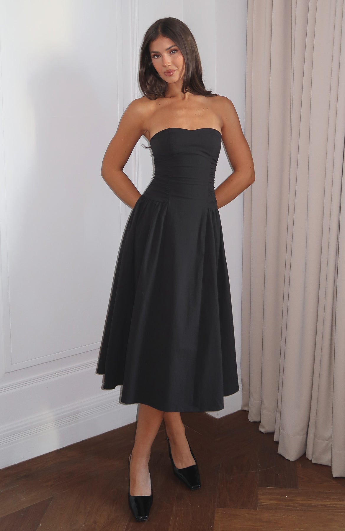 sandra Strapless Midi Dress in black