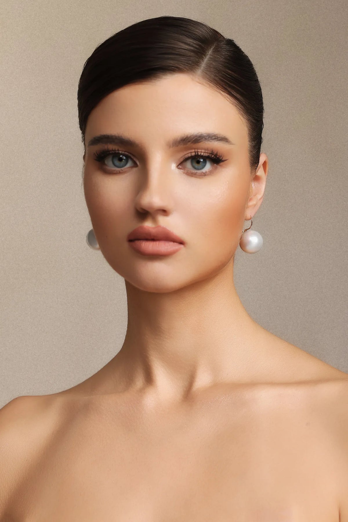 Kori Pearl Pendant Earrings Accessories - product view 2