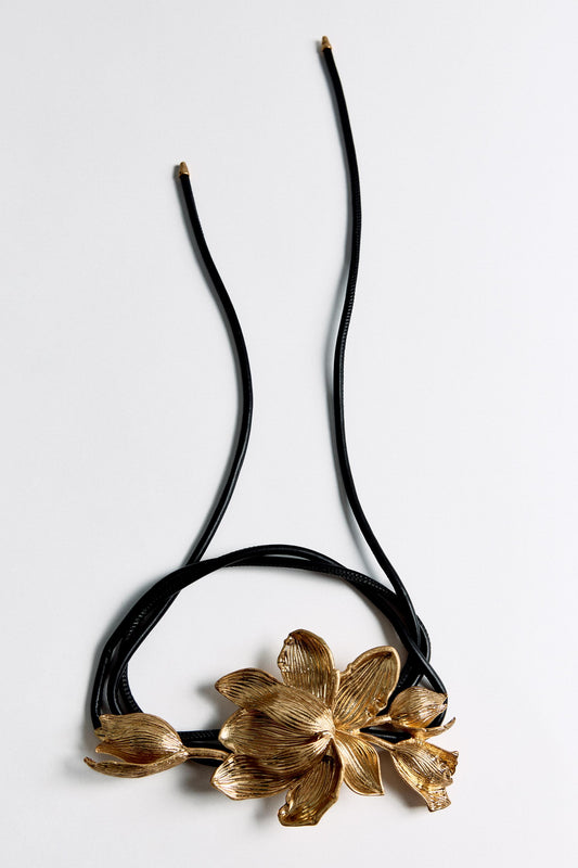 3D Sculpted Golden Floral Thin Leather Belt