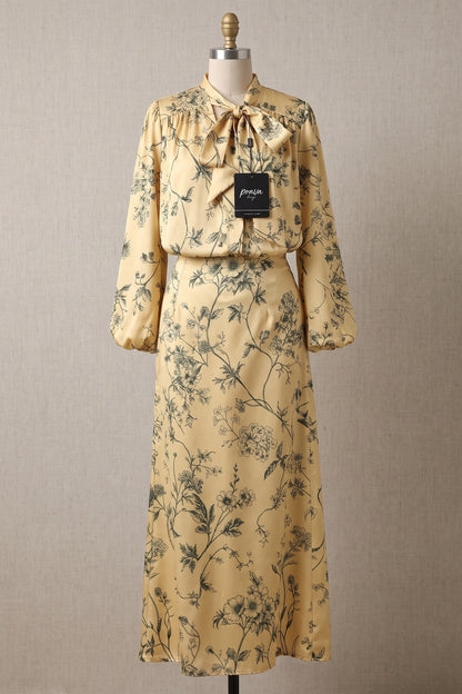 Pale Yellow Botanical Floral Two-Piece Set pale yellow satin-weave synthetic or silk blend two-piece set - product view 2