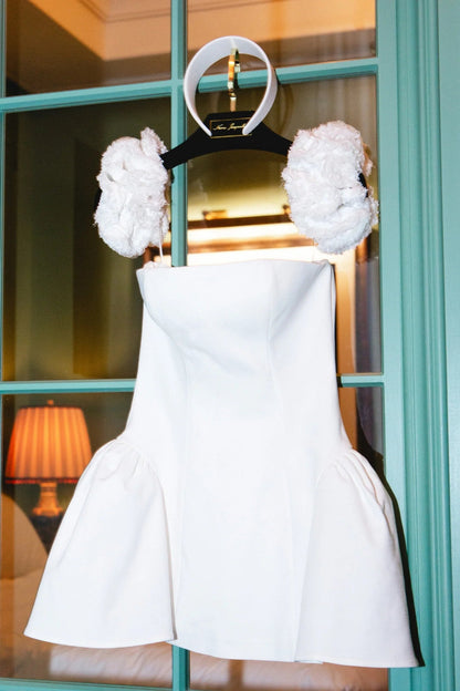 sherry Flower strapless puffy mini dress in white