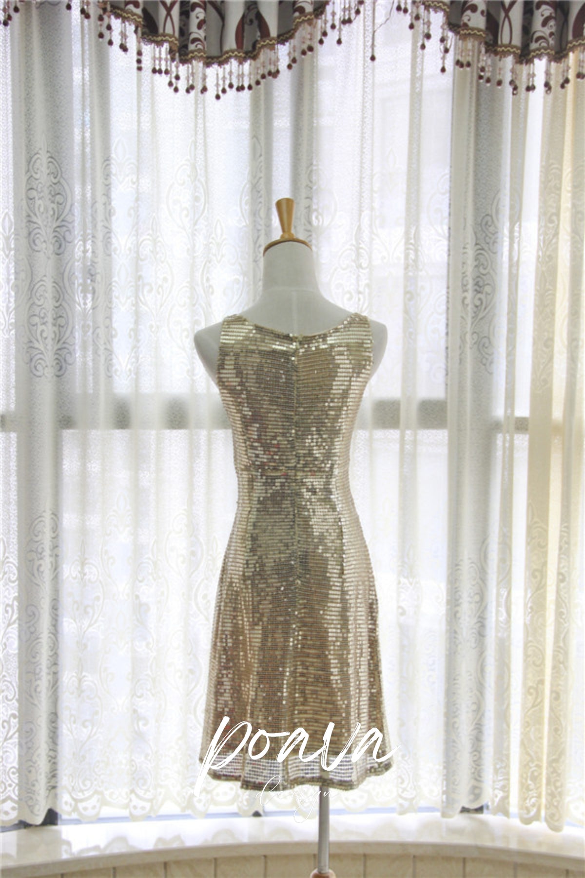 Sequin midi dress in gold