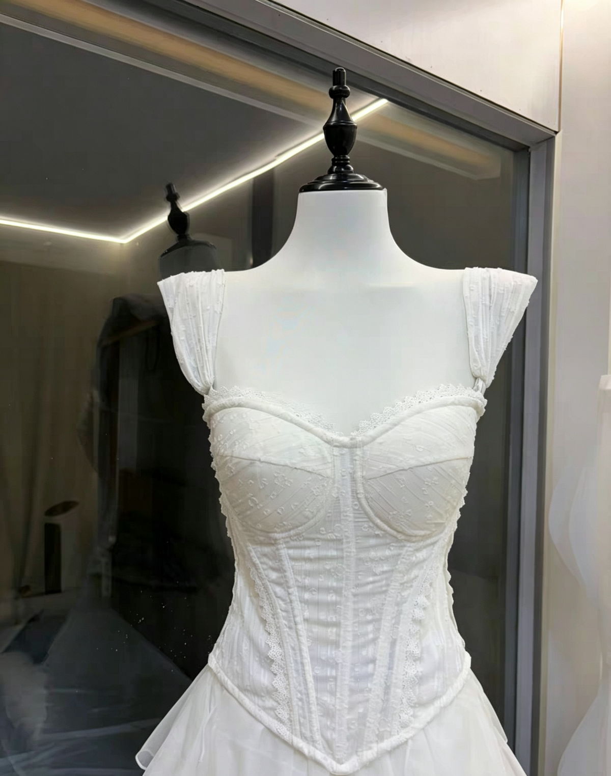 White Lace Corset & High-Low Ruffle Tulle Skirt Two-Piece Set