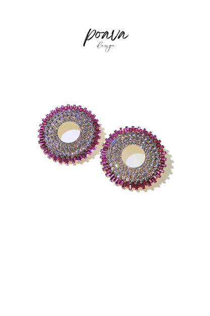 Circle crystal-embellished earring