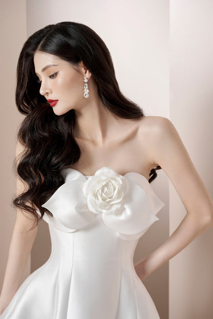 mignon 3d flower satin strapless midi dress in white