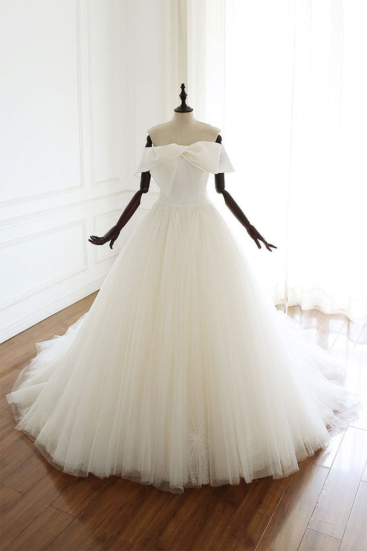 White tulle maxi wedding gown
