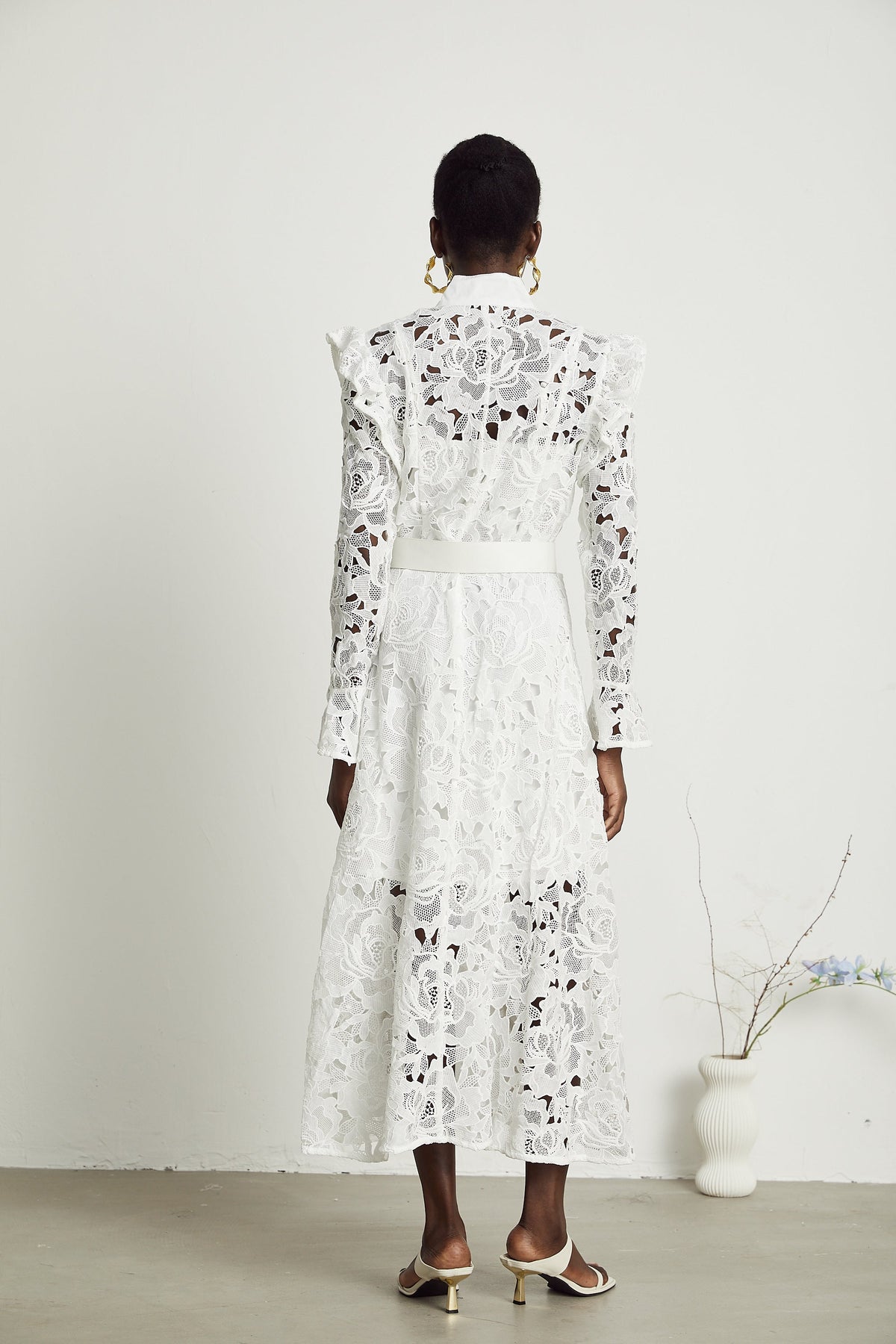 Noémie lace floral-embroidered midi dress in White