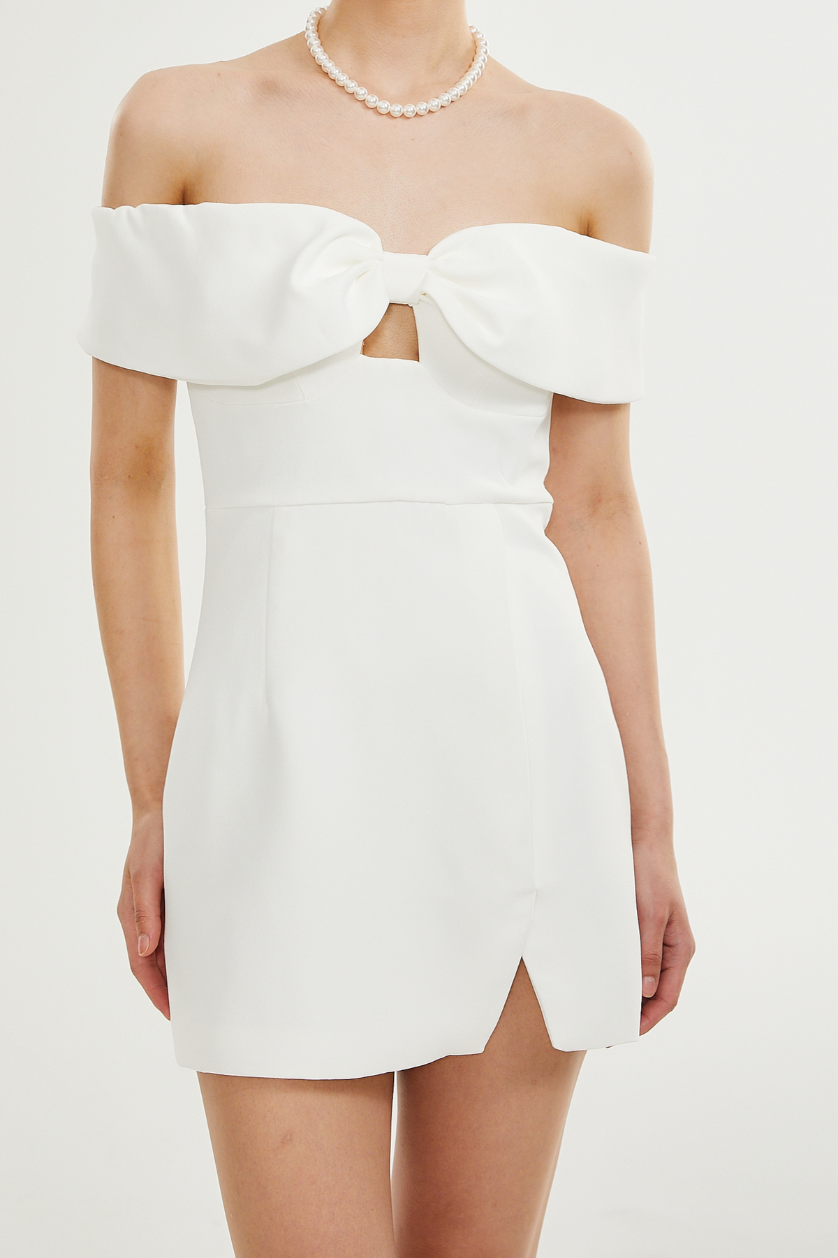 Victoire bow-detail off-shoulder dress