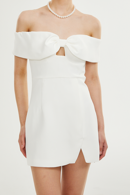 Victoire bow-detail off-shoulder dress