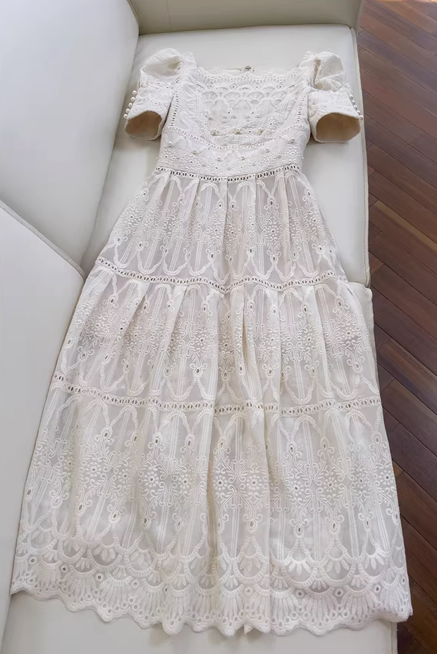 A-line Leg Of Mutton Sleeved Lace Midi Dress