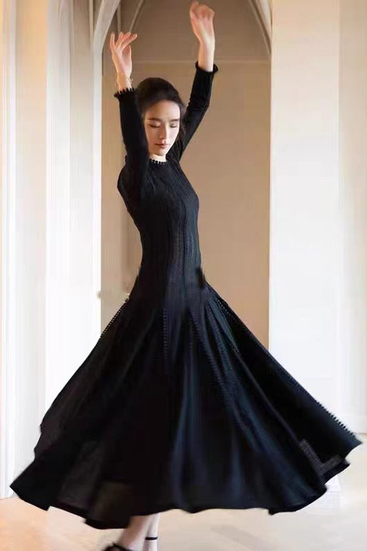 sleeveless lace crochet maxi dress in black