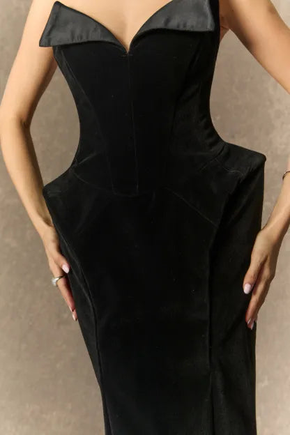 amity Black Deep V-neck strapless Velvet Maxi Dress
