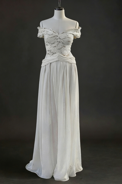 New winter style sheer V-neck lace-trimmed maxi dress