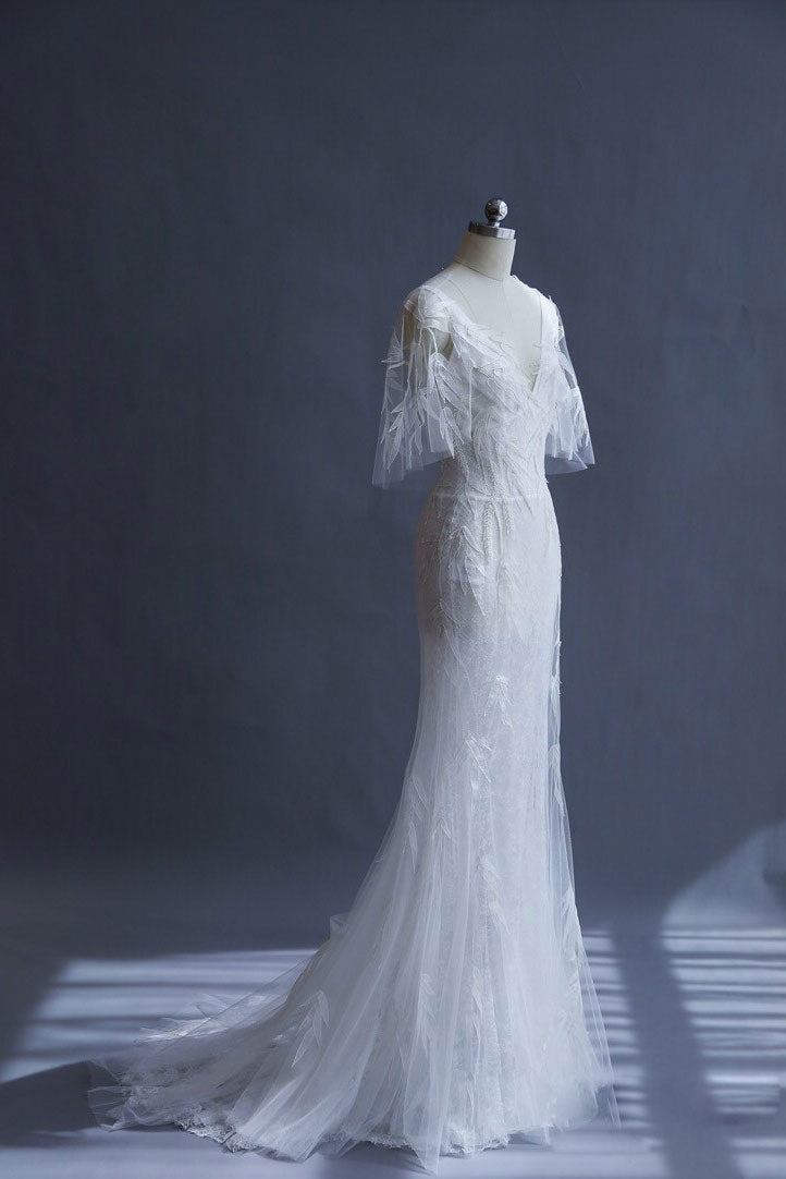 White  mermaid v neck tulle dress