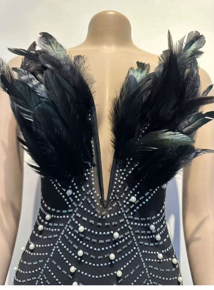 STRAPLESS FEATHER PEARL MINI DRESS IN BLACK