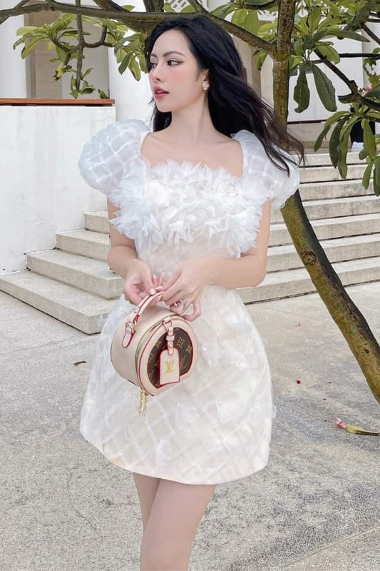 FEATHER LACE MINI DRESS IN WHITE