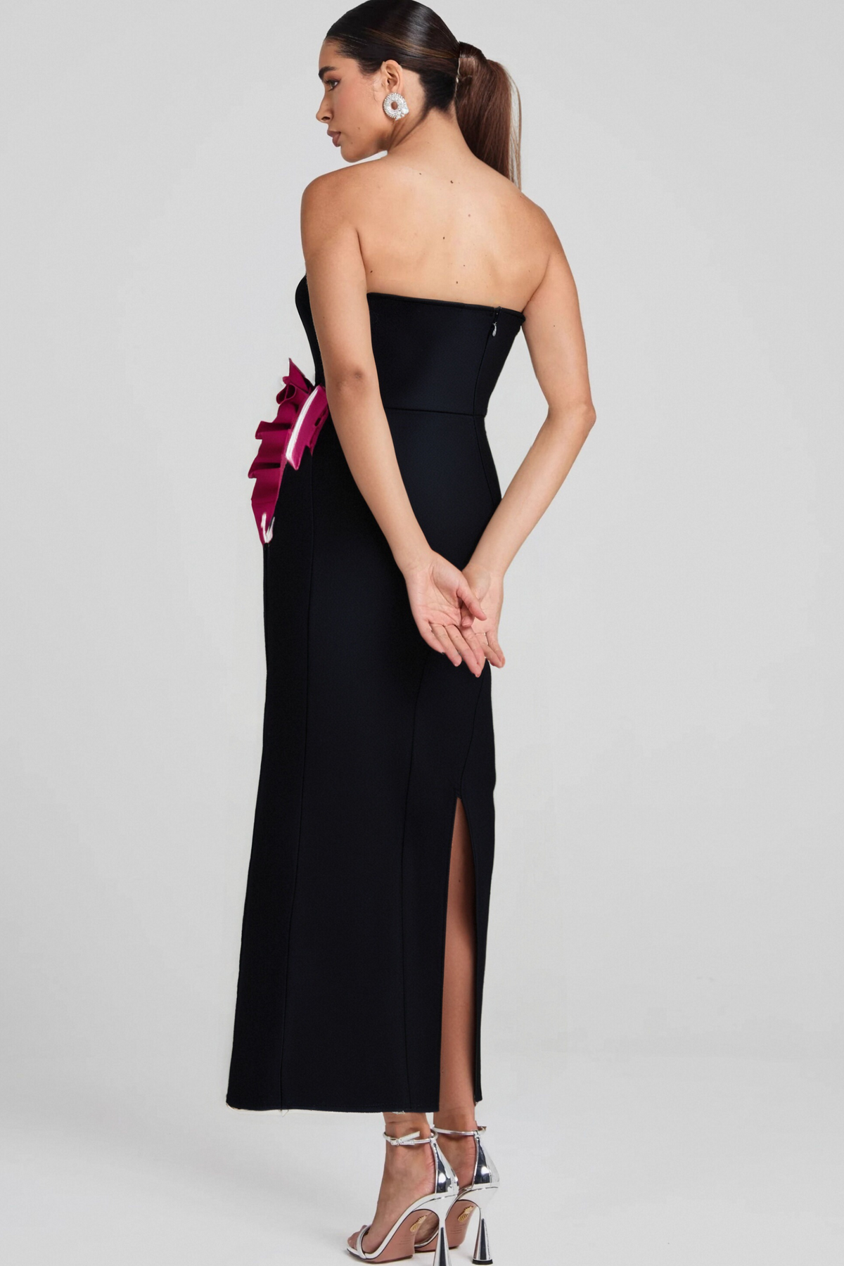 PLEATED ORNAMENTED BANDAGE MAXI DRESS IN BLACK