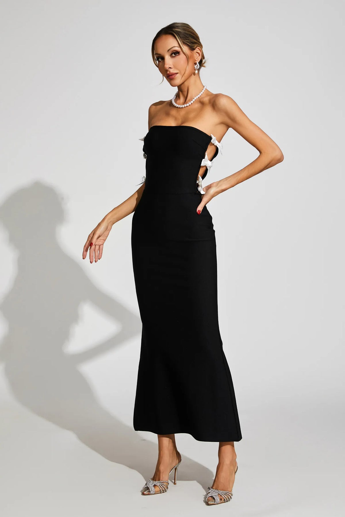 jocelyn Bowknot-Side Bandage Strapless maxi Dress in black