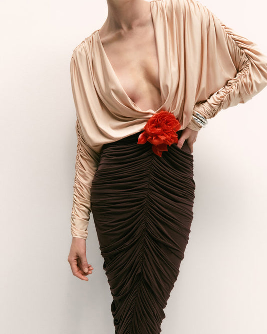 Long Sleeve Two-Tone pleated Midi Dress in Brown
