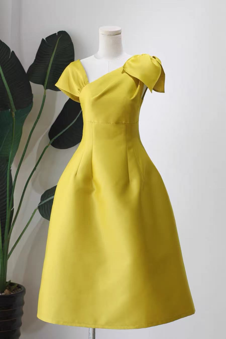 Yellow Asymmetrical Bow Satin Midi Party Dress