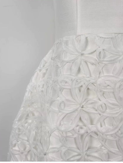 WHITE FLORAL EMBELLISHED STRAPLESS MIDI DRESS