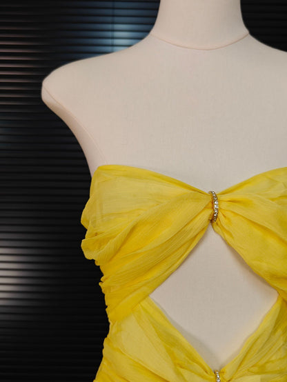 CUT-OUT PLEATED OFF-SHOULDER MINI DRESS IN YELLOW