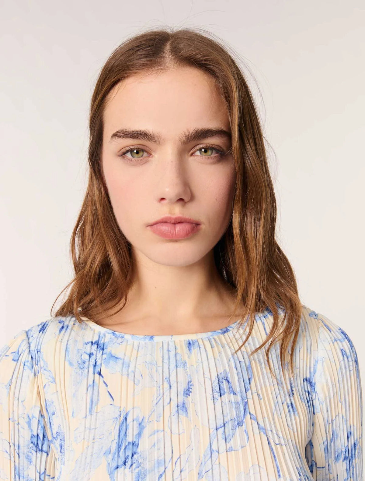 josephine Patterned pleated mini dress in blue