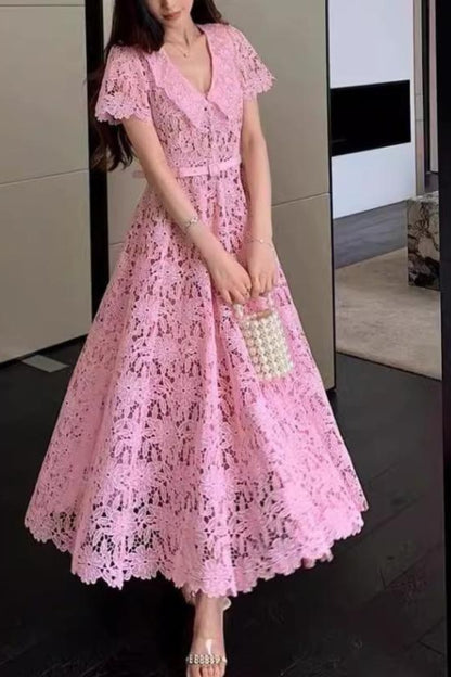 Lace floral midi dress in pink