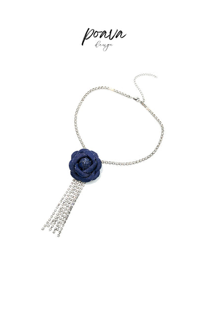 Diamond-embellished flower necklace