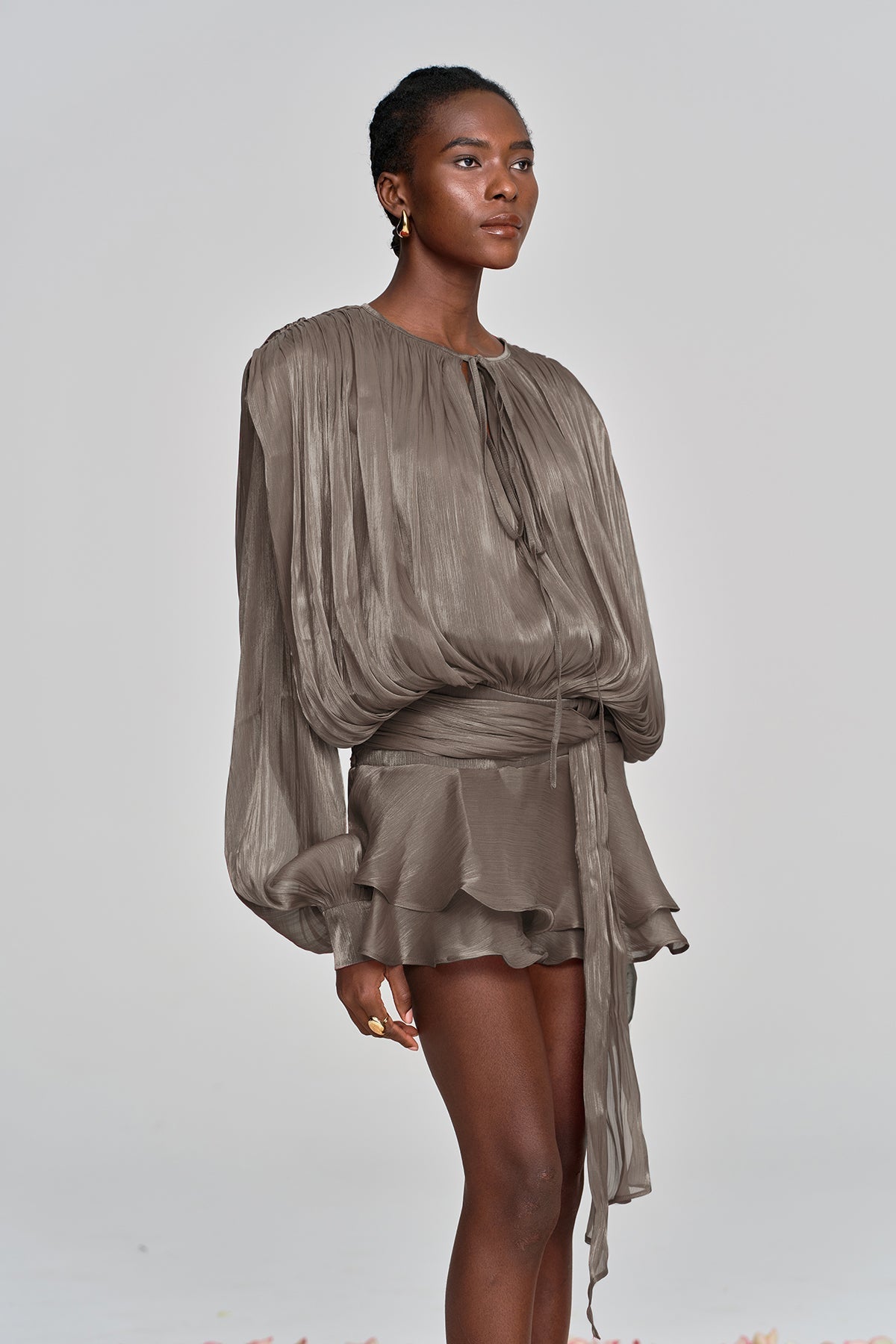 hermosa Balloon Sleeve Ruch Ruffle Mini Dress In Brown