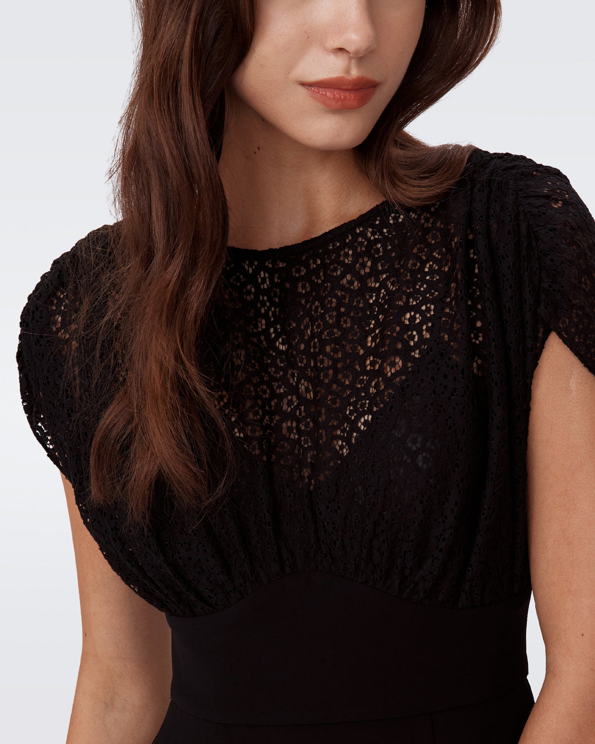 leslie lace maxi dress