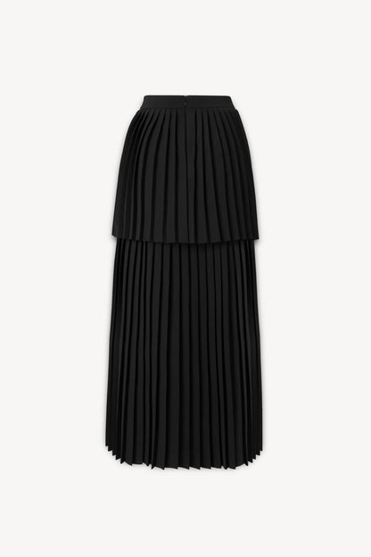 Sleeveless pleated layer skirt suit in black