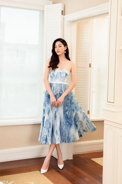 Taffeta Pleated Drop Shoulder Silhouette Midi Dress In Blue