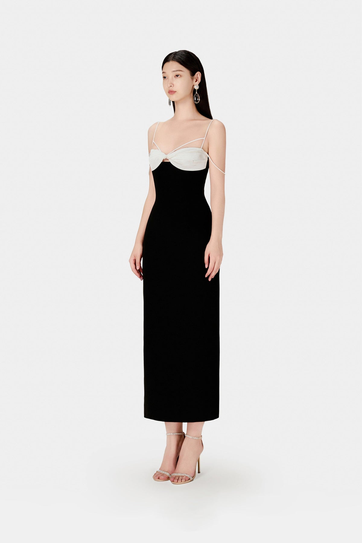 BLACK TWISTED DRESS