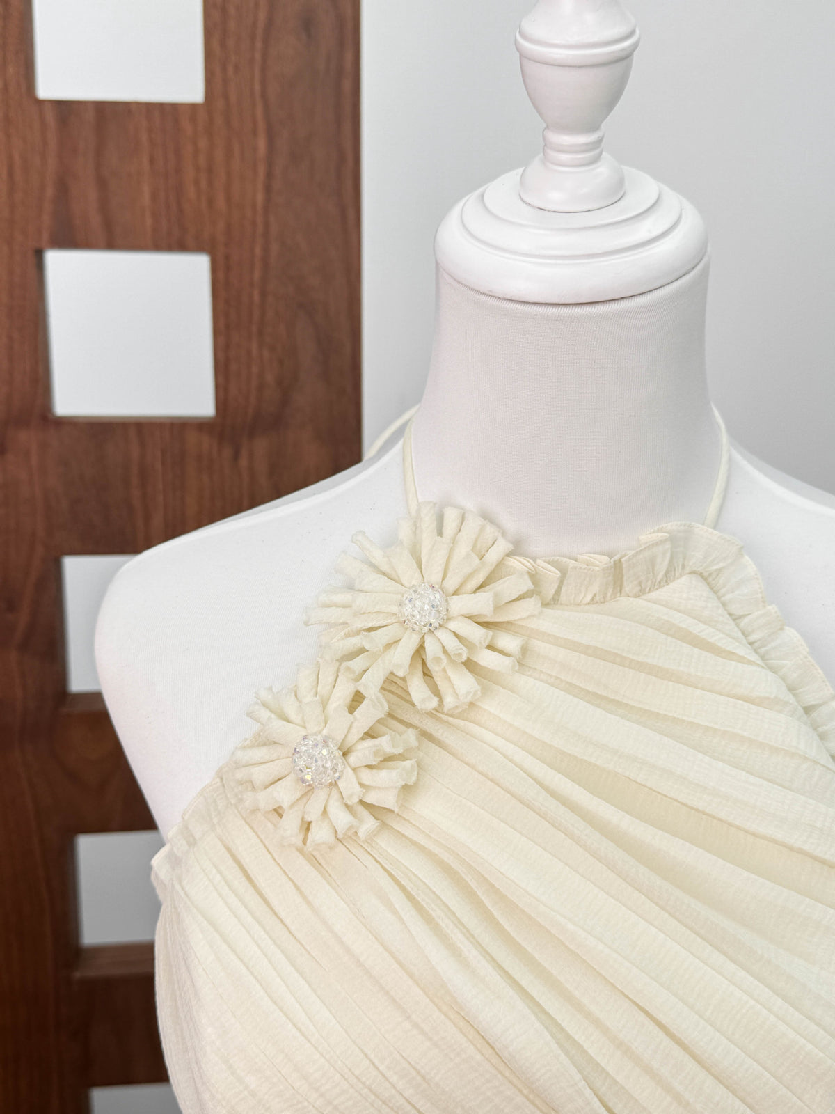 astrid Halter neck 3D flower lace puffy mini dress in white