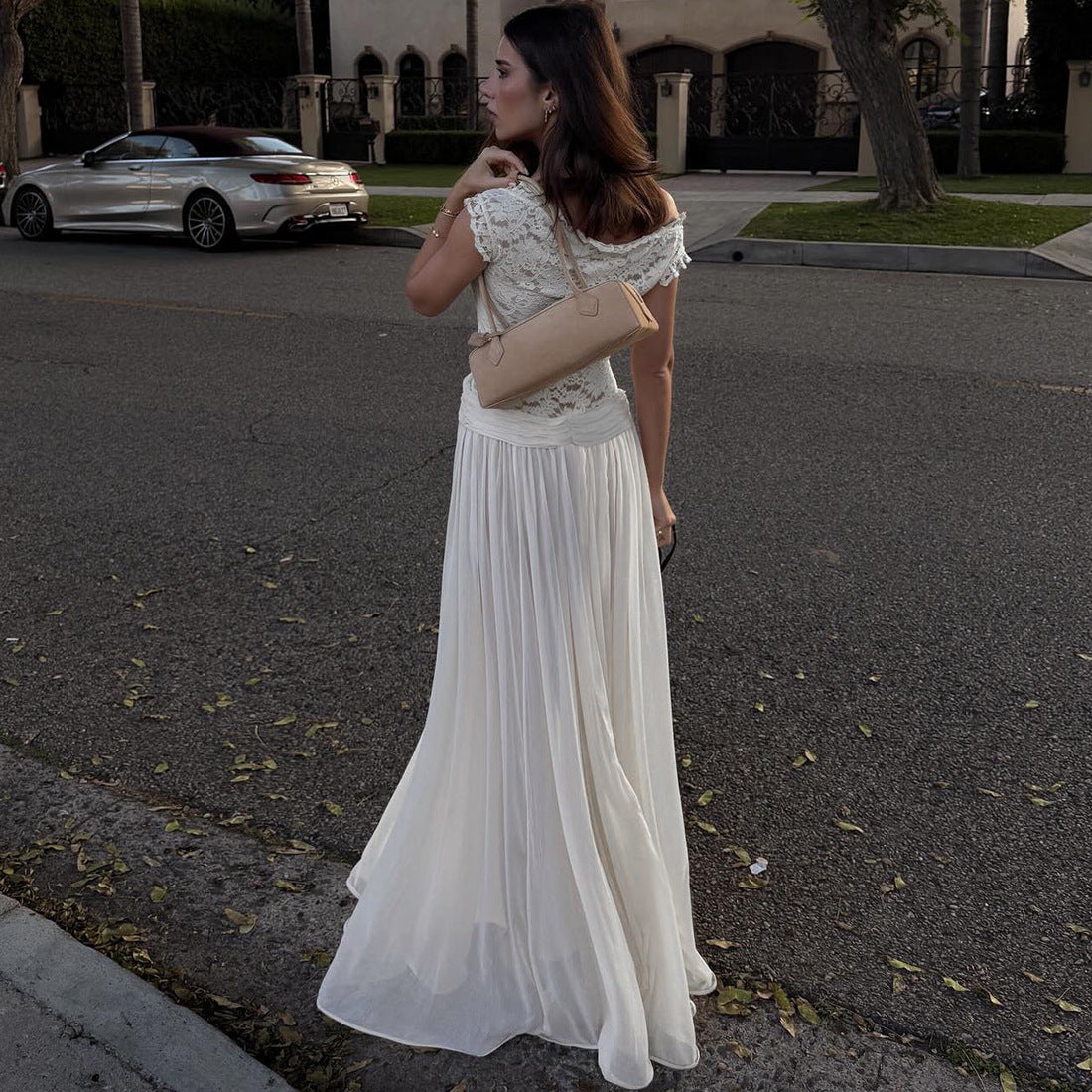 New winter style sheer V-neck lace-trimmed maxi dress