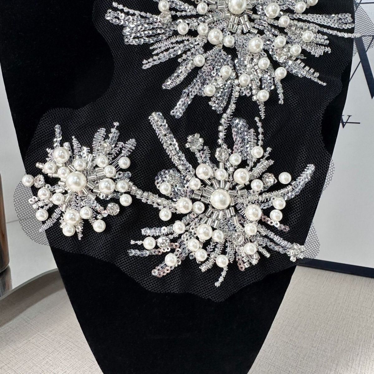 Internet celebrity fashionable handmade DIY floral sequin wedding dress collar flower bead lace embroidery decorative accessories and decals