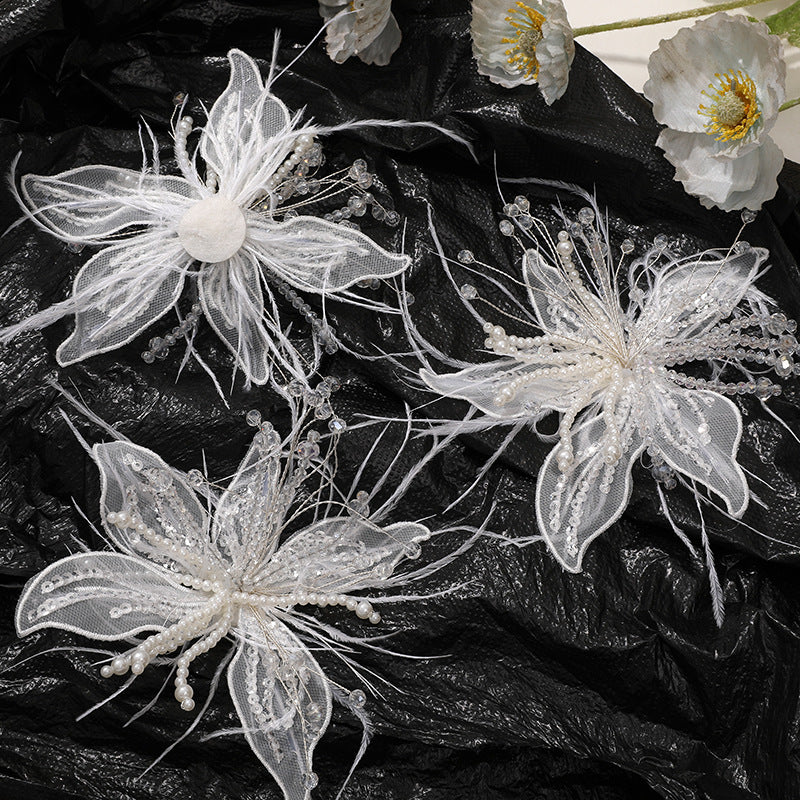 Picture-perfect pure white lace feathers, pearls, crystal flowers, DIY twisted silk flower headwear, claw clip clothing accessories