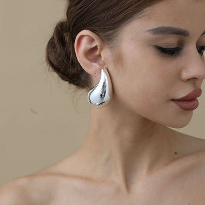Teardrop earrings