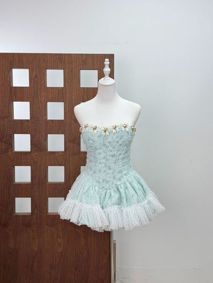 irene floral print strapless tulle mini dress in blue